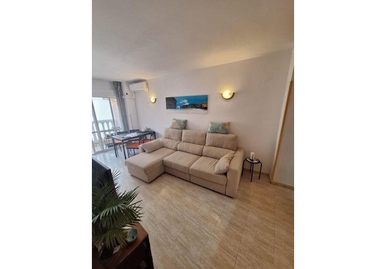 Segunda mano - Apartamento  - Torrevieja - Estacion De Autobuses