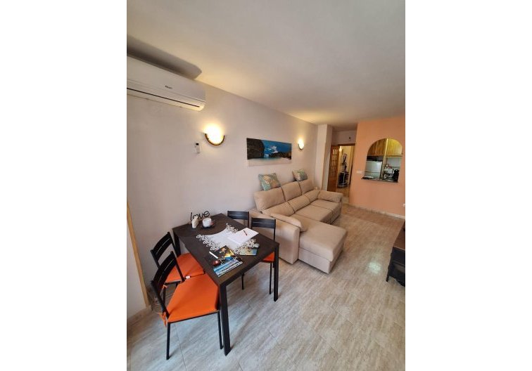 Segunda mano - Apartamento  - Torrevieja - Estacion De Autobuses