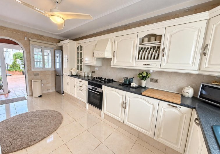 Revente - villa - Orihuela Costa - Costa Blanca