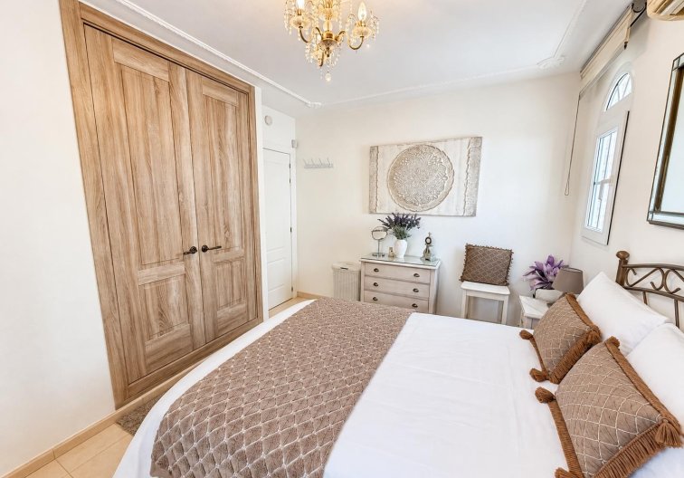 Revente - villa - Orihuela Costa - Costa Blanca