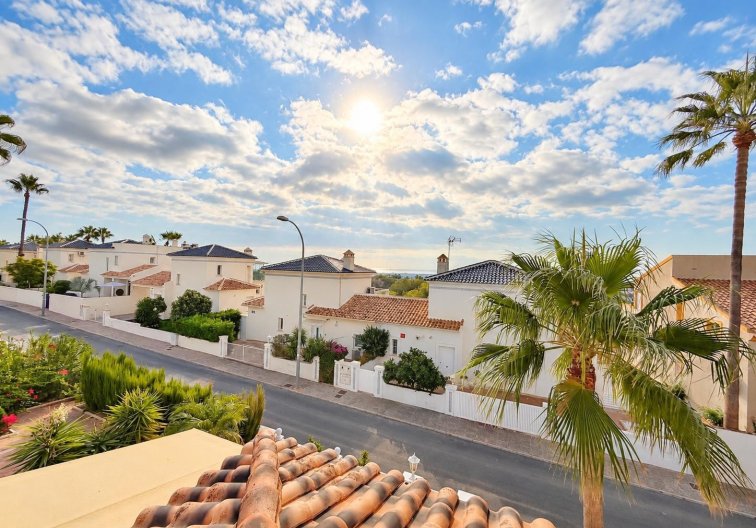 Revente - villa - Orihuela Costa - Costa Blanca