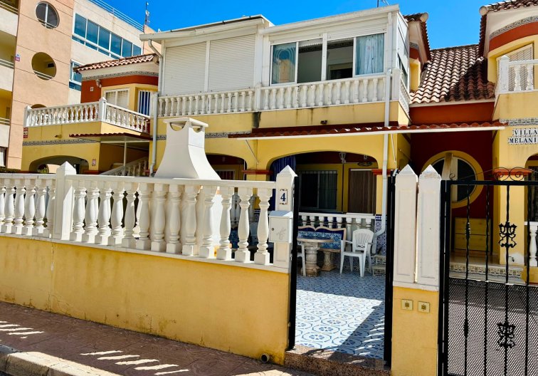 Segunda mano - town house - Torrevieja - Costa Blanca