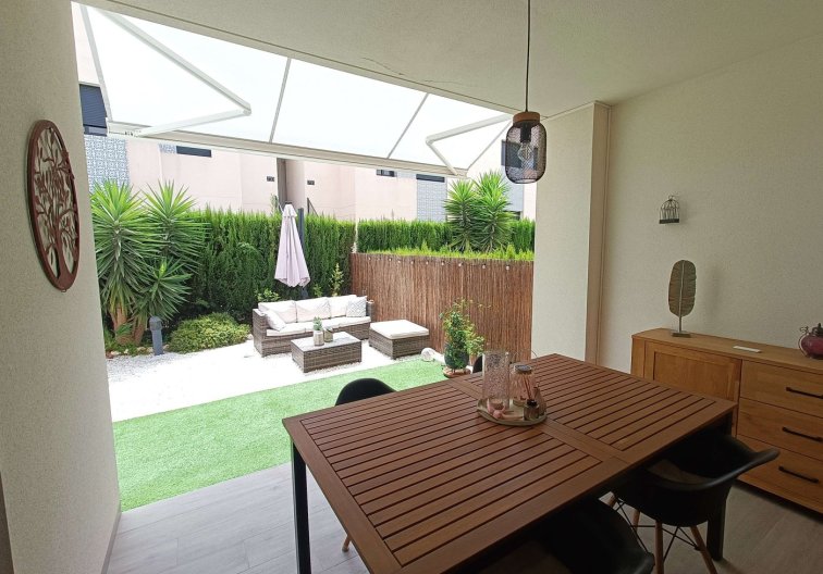 Segunda mano - Apartamento  - San Miguel de Salinas - Inland