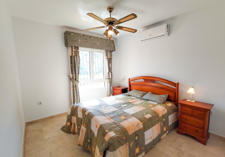 Segunda mano - villa - Villamartin - Costa Blanca