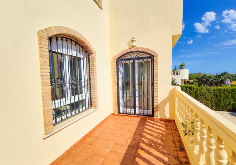 Segunda mano - villa - Villamartin - Costa Blanca