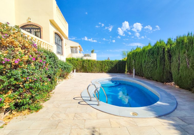 Segunda mano - villa - Villamartin - Costa Blanca