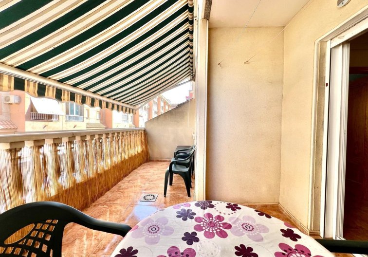 Segunda mano - Apartamento  - Torrevieja - Parque De Las Naciones