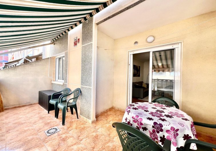Segunda mano - Apartamento  - Torrevieja - Parque De Las Naciones