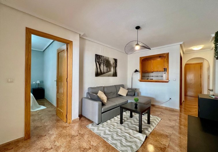 Segunda mano - Apartamento  - Torrevieja - Parque De Las Naciones