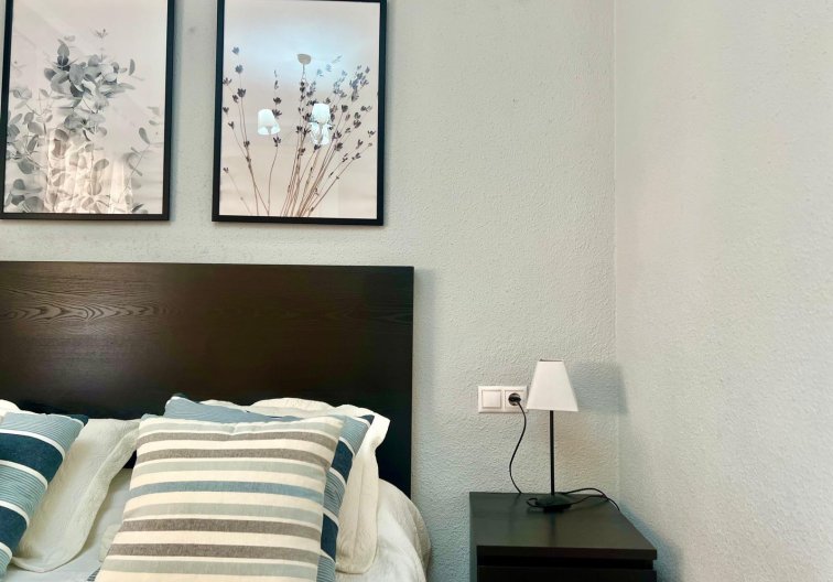 Segunda mano - Apartamento  - Torrevieja - Parque De Las Naciones