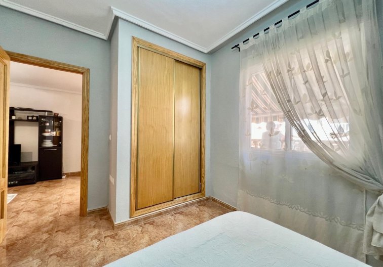 Segunda mano - Apartamento  - Torrevieja - Parque De Las Naciones