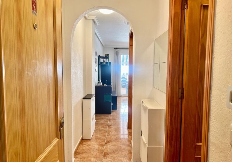 Segunda mano - Apartamento  - Torrevieja - Parque De Las Naciones