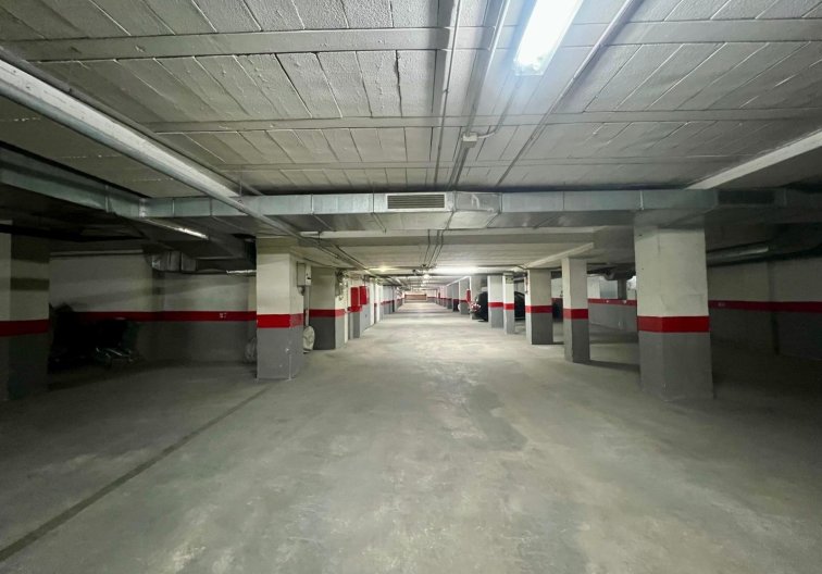 Segunda mano - Apartamento  - Torrevieja - Parque De Las Naciones