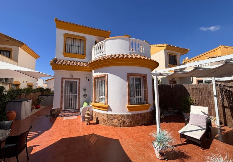 Segunda mano - villa - Guardamar del Segura - Costa Blanca