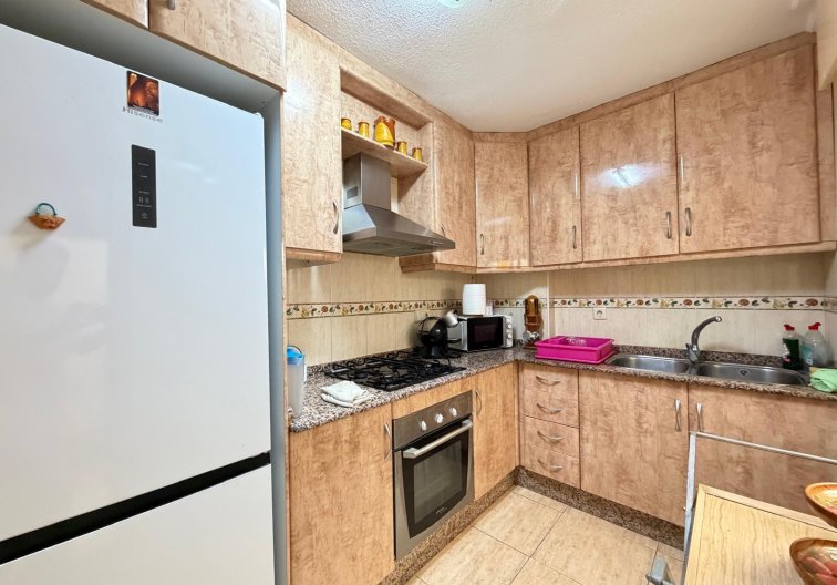 Segunda mano - Apartamento  - Torrevieja - Las Piscinas Naturales