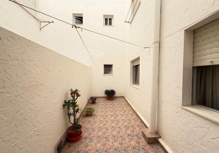 Segunda mano - Apartamento  - Torrevieja - Las Piscinas Naturales
