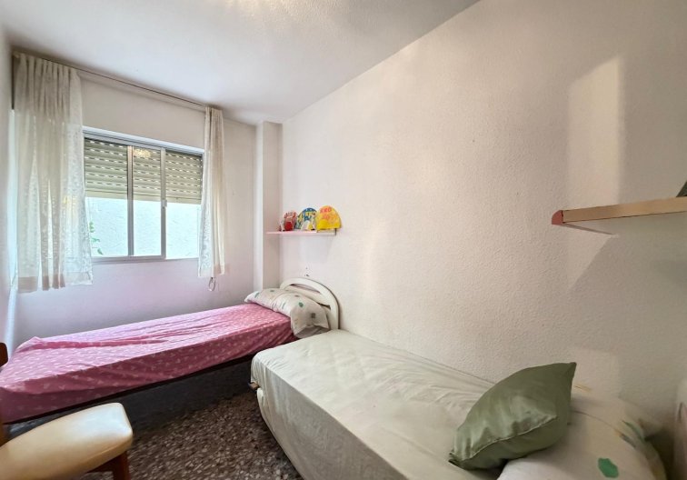 Segunda mano - Apartamento  - Torrevieja - Las Piscinas Naturales