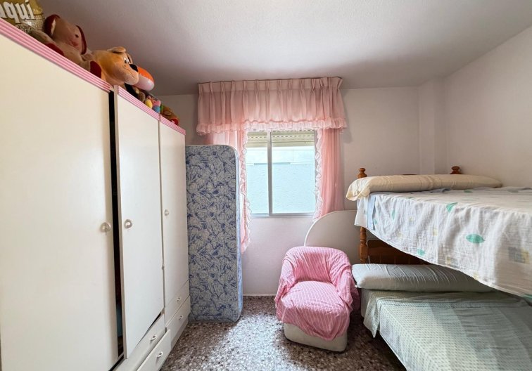 Segunda mano - Apartamento  - Torrevieja - Las Piscinas Naturales