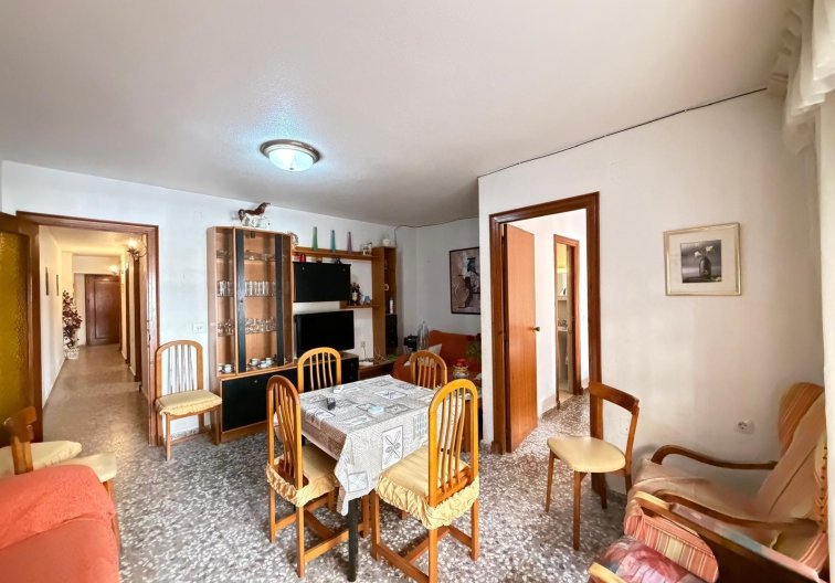 Segunda mano - Apartamento  - Torrevieja - Las Piscinas Naturales