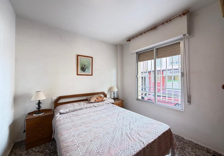 Segunda mano - Apartamento  - Torrevieja - Las Piscinas Naturales