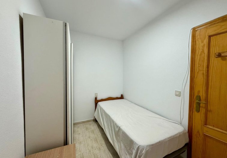 Segunda mano - Apartamento  - Torrevieja - Playa de los Locos