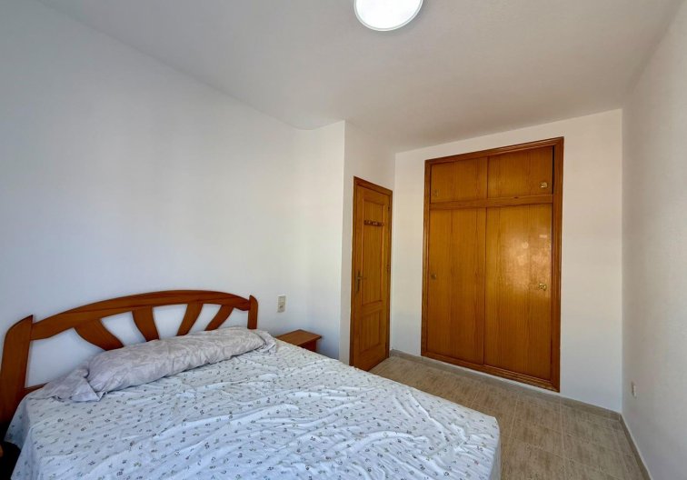Segunda mano - Apartamento  - Torrevieja - Playa de los Locos