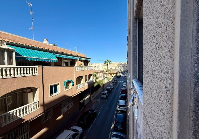Segunda mano - Apartamento  - Torrevieja - Playa de los Locos