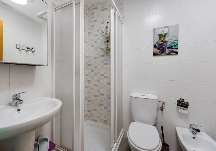 Segunda mano - Apartamento  - Torrevieja - Parque De Las Naciones