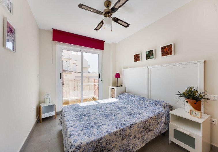 Segunda mano - Apartamento  - Torrevieja - Parque De Las Naciones