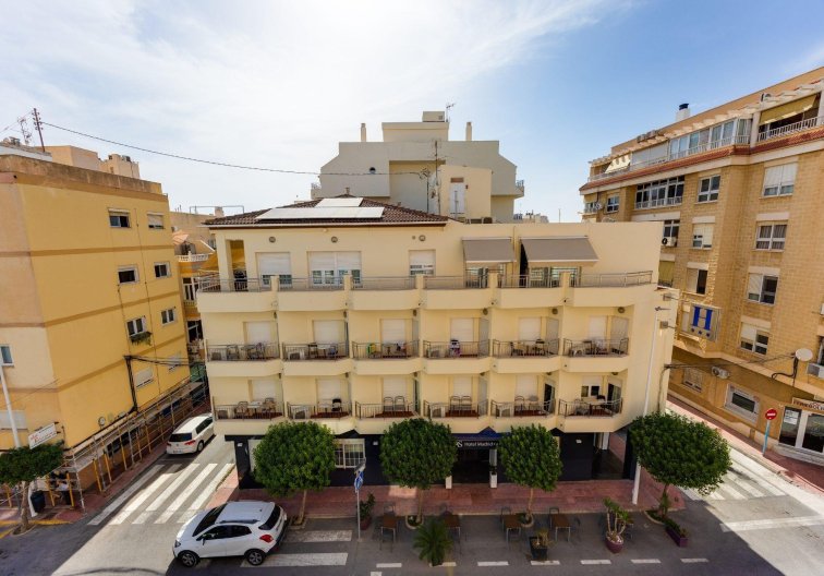 Segunda mano - Apartamento  - Torrevieja - Parque De Las Naciones