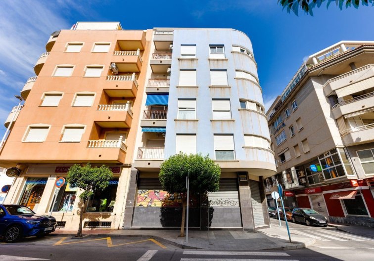 Segunda mano - Apartamento  - Torrevieja - Parque De Las Naciones