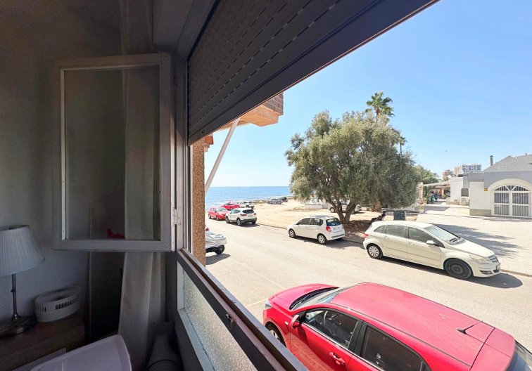 Segunda mano - Apartamento  - Torrevieja - Playa de los Naúfragos