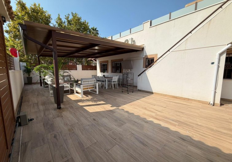 Resale - town house - Torrevieja - Nueva Torrevieja