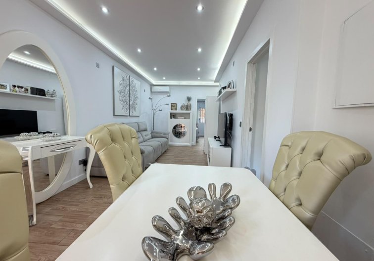 Resale - town house - Torrevieja - Nueva Torrevieja