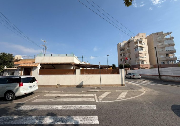 Resale - town house - Torrevieja - Nueva Torrevieja