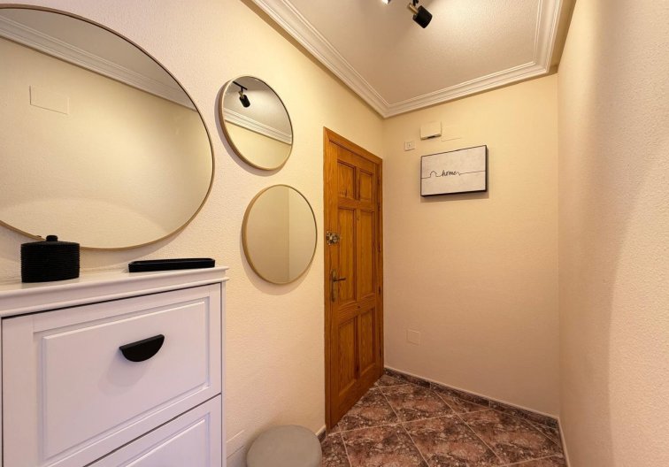 Wiederverkauf - Wohnung - Torrevieja - Centro