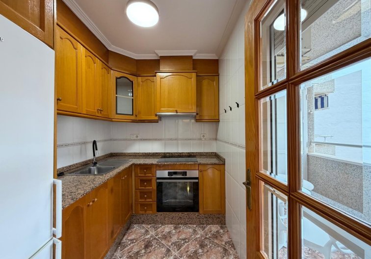 Wiederverkauf - Wohnung - Torrevieja - Centro