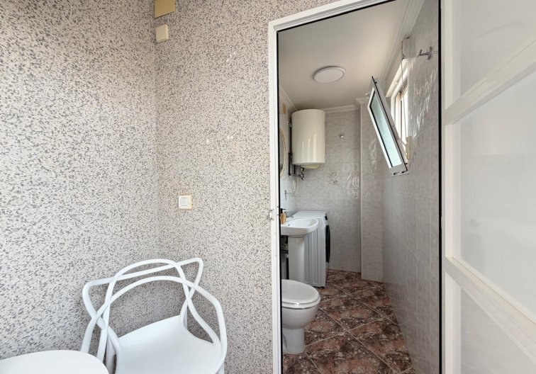 Wiederverkauf - Wohnung - Torrevieja - Centro