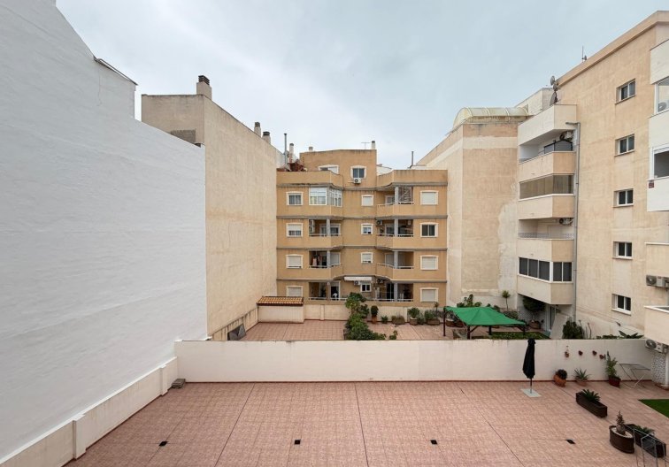 Wiederverkauf - Wohnung - Torrevieja - Centro