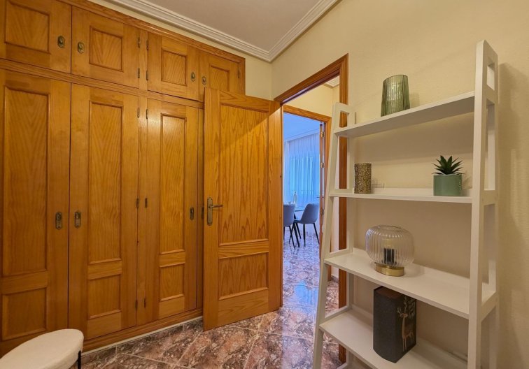 Wiederverkauf - Wohnung - Torrevieja - Centro