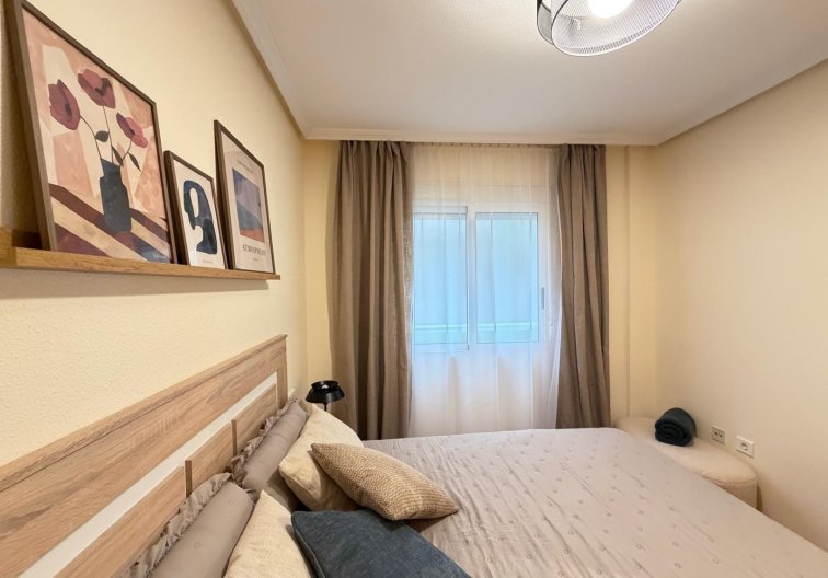 Wiederverkauf - Wohnung - Torrevieja - Centro