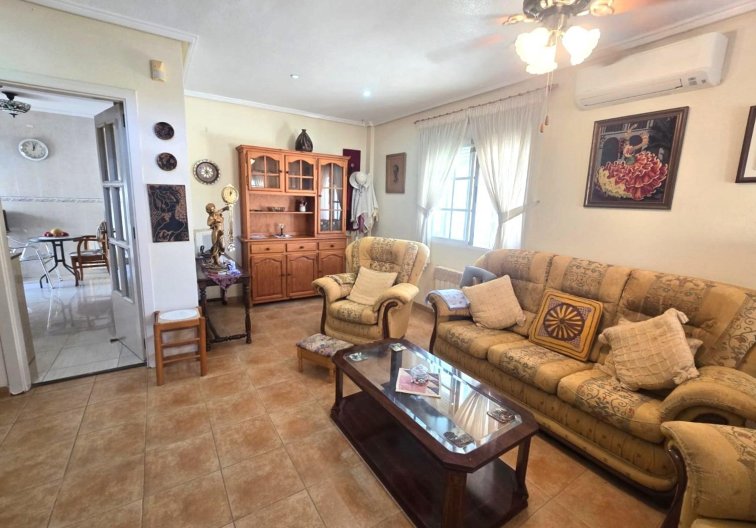 Segunda mano - villa - Torrevieja - Los Balcones - Los Altos Del Edén