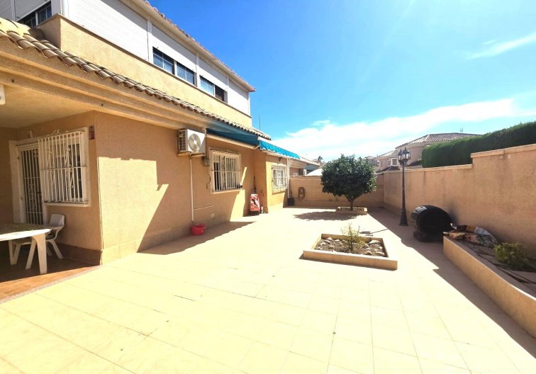 Segunda mano - villa - Torrevieja - Los Balcones - Los Altos Del Edén