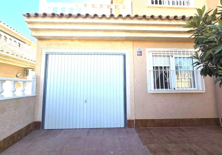Segunda mano - villa - Torrevieja - Los Balcones - Los Altos Del Edén