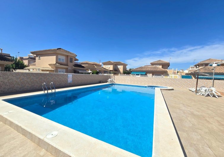 Segunda mano - villa - Torrevieja - Los Balcones - Los Altos Del Edén
