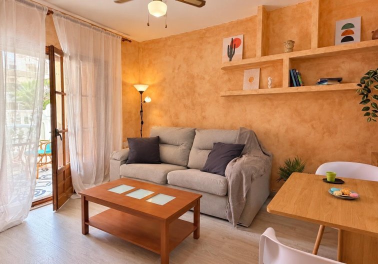 Segunda mano - Apartamento  - Torrevieja - Playa de los Locos
