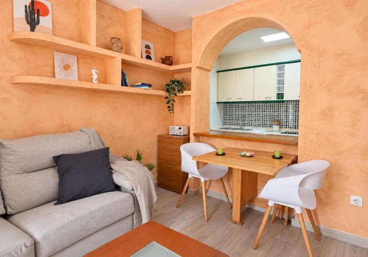 Segunda mano - Apartamento  - Torrevieja - Playa de los Locos