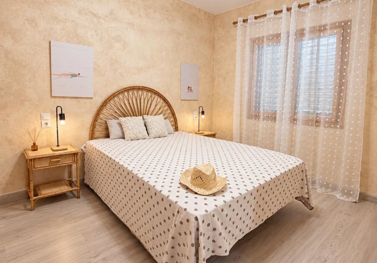 Segunda mano - Apartamento  - Torrevieja - Playa de los Locos