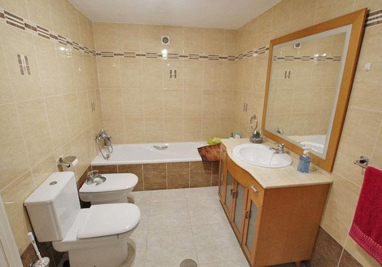 Segunda mano - villa - La Manga del Mar Menor - Zona Galúa-calnegre