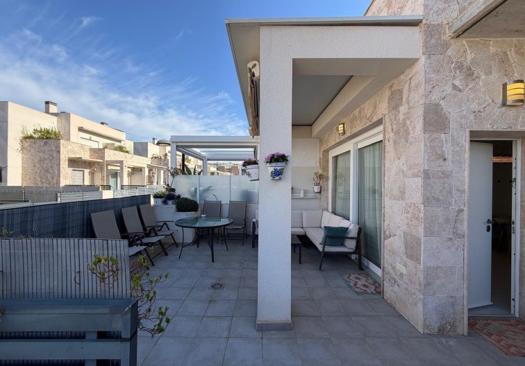 Resale - town house - Torrevieja - Aguas Nuevas